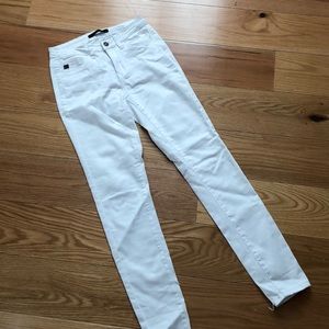 White Jeans -EUC